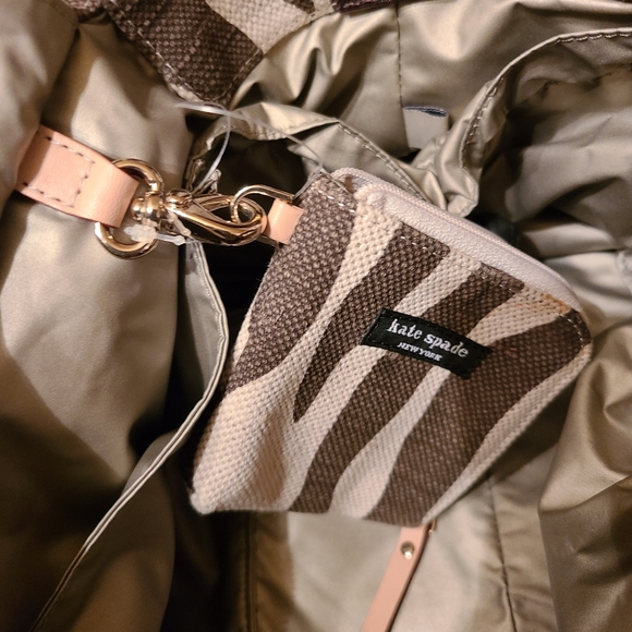 Kate Spade XL Tote - Picture 4 of 10